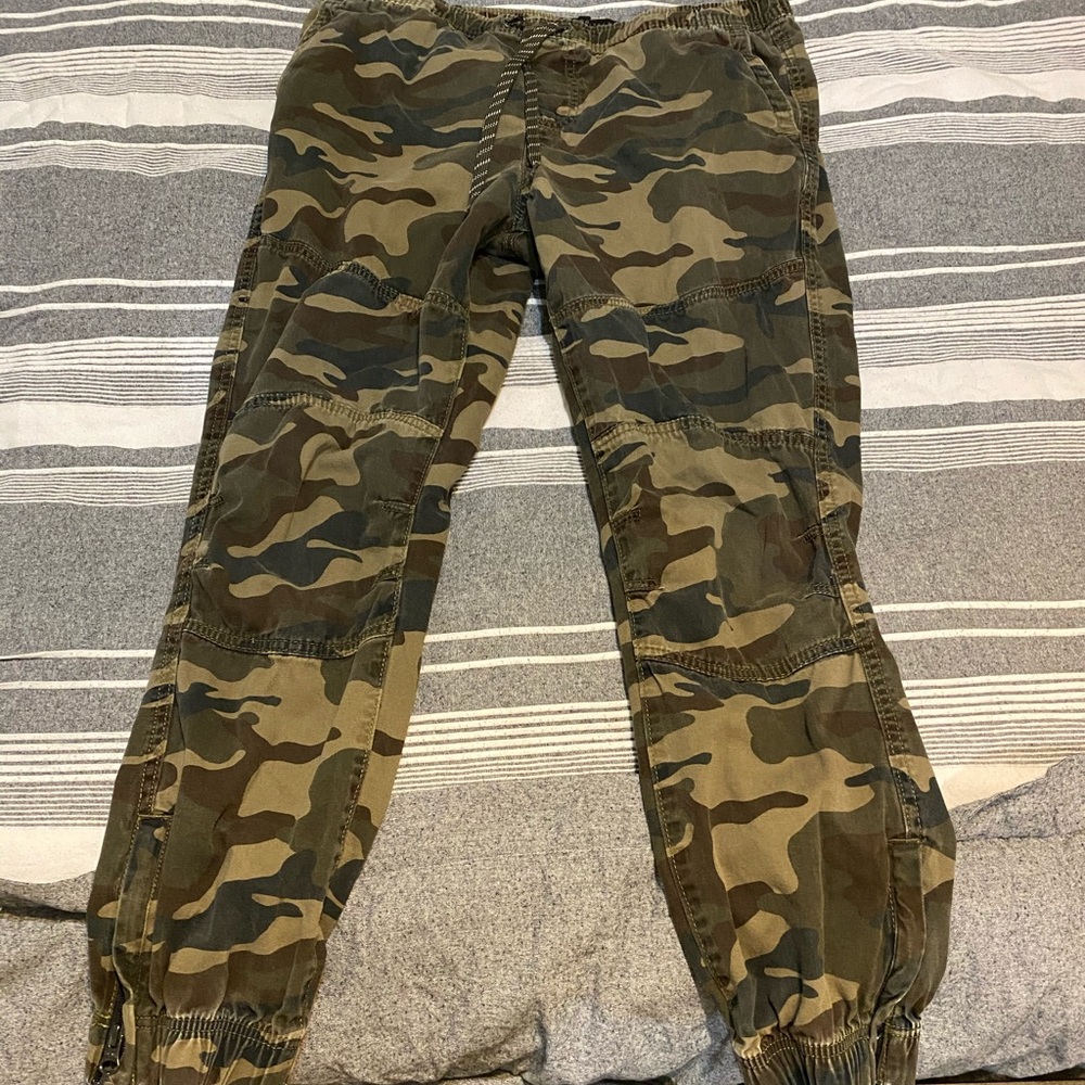 Aeropostale Camo Joggers